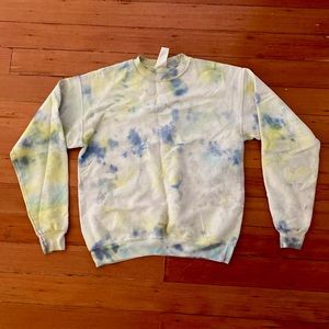 Small tie dyed sweatshirt